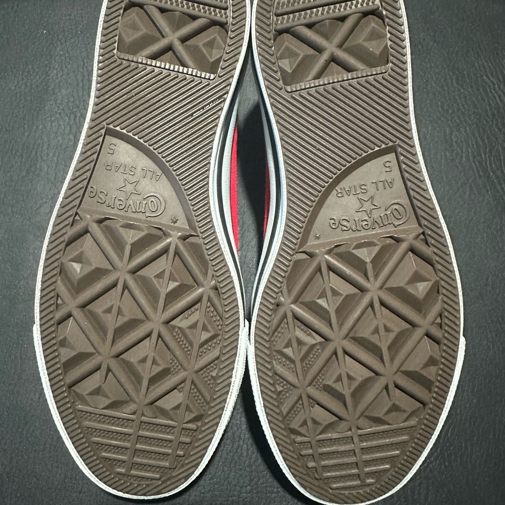 Converse Men's red, White, and Brown Sneakers